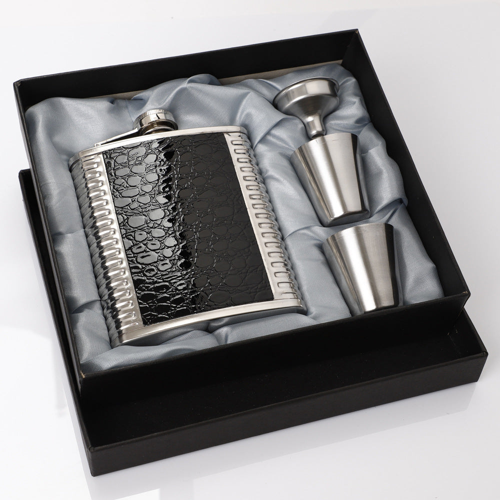 8oz Stainless Steel Whiskey Set